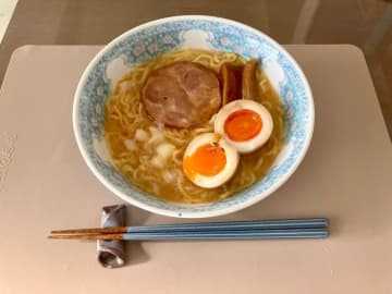 110円でお店レベル！【キャンドゥ】黄身がとろ〜り！少ない調味料でつくれる「味玉クッカー」