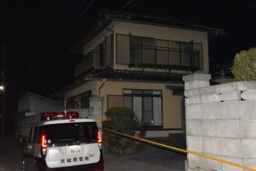 【更新】包丁で兄の胸や首刺す　殺人未遂容疑で同居の弟逮捕　兄は死亡　茨城県警水戸署