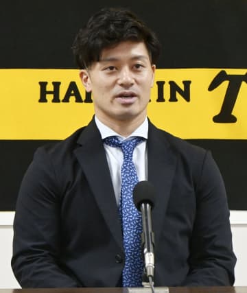 阪神の坂本、現状維持の1億円　来季は4年契約2年目