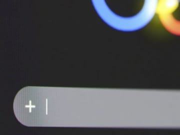 Google検索に謎の「＋ボタン」が出現、その正体は？