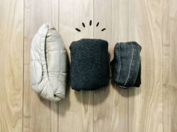圧縮袋がなくても大丈夫！衣類を超コンパクトにたたむ裏ワザ。帰省や旅行に役立ちますよ♪
