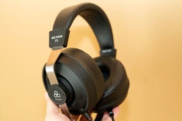 【ミニレビュー】finalで10万円未満の密閉型有線ヘッドフォン「DX3000 CL」を聴いた。深い低域と広い空間表現が魅力
