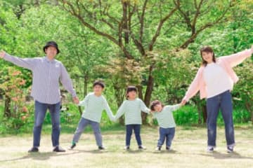 自然の中で特別な1日を過ごそう！大人も子どももワクワクできる「親子de秘密基地キャンプ」開催★【3月8日/妹背の里】