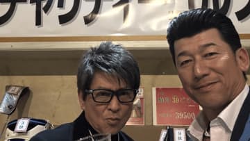 まるでVシネ？　三浦大輔、哀川翔＆小沢仁志ら参加の強面すぎるゴルフコンペ「超豪華すぎる」「やっぱりずっとカッコいい」