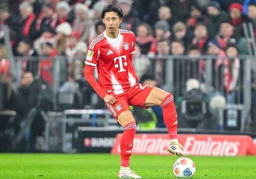 「大衝撃だ」「日本人にポジションを奪われる」独王者の日本代表DFが先発復帰→韓国代表スターが“４番手”降格の危機で韓メディアは愕然「スタメン争いはさらに…」