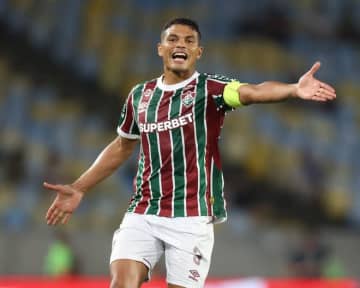 41歳チアゴ・シウバはフルミネンセ退団へ。次なる行き先はどこか。移籍精通記者は「欧州が最優先事項」と見解