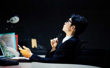 「サービス残業で熱意アピール」は日本だけじゃない　欧米にも蔓延する長時間労働