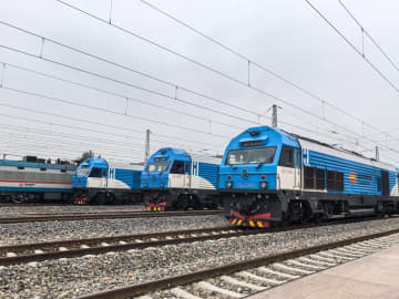 中国内モンゴルで貨物列車を仮想連結　一体制御で3万5千トン級運行