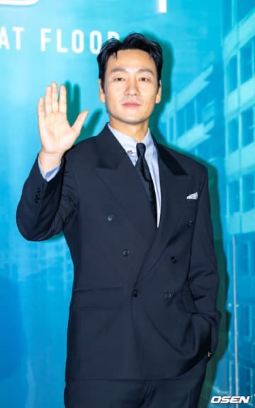 “Netflix公務員” パク・ヘス、「どの作品よりも愛情を込めた」新作『大洪水』に自信！