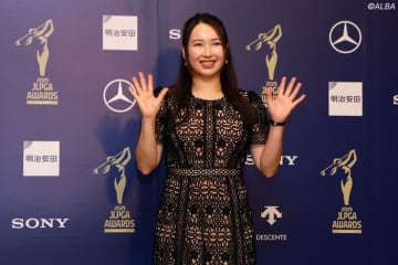 12月から練習再開…チョロにトップやシャンクも「ゴルフって難しい」　小祝さくらが目指す復帰時期は？