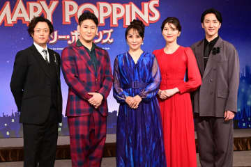 ミュージカル「メリー・ポピンズ」歌唱披露イベントでキャスト４０人あまりがファンサ