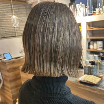 もっと早く知りたかったぁああ！【40・50代】 白髪も自然にぼかせる♡「こなれボブ」