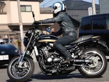 【Z900RS】“突き上げが和らぐ”快適タンデム！テクニクスのローダウンサス【ユーザー体感イベント】