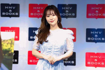 「良い感じにムチっとムニっと」声優界No.1グラビアン、最新スタイルをファン絶賛「どんどん美しく」