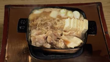 牛肉に代わり「鶏すき焼き」注目…スーパーでも売り上げアップ　自宅での調理は肉を薄めに切るのがポイント