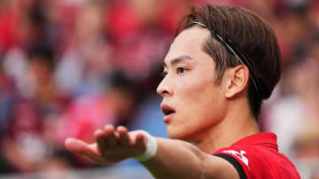 「あざとい可愛い！」浦和レッズMF渡邊凌磨の妻・前田希美さん、冬のほっこり写真にファン歓喜