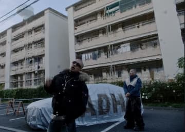 kZm、Benjazzy客演の新曲『ADHD』配信開始＆MV公開