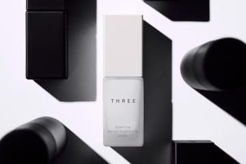 THREE26年春スキンケア、“コーヒー精油の香り×透明感UP”の薬用ブライトニング美容液