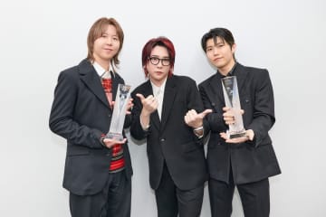 Mrs. GREEN APPLE 「ありがたい1年だった」オリコン年間ランキングで快挙に喜びの声！自身初の2冠達成