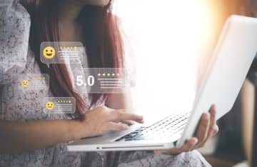 EC業界の生成AI活用事例②　レビュー要約やカスタマーサポート、FAQページまで！