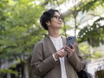 42歳・年収250万円男性「オルカン積み立てで＋6万円。小さな一歩だが将来に希望が持てた」