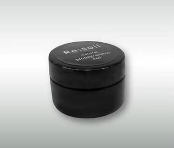 GSアライアンス、環境に優しい植物由来の原料の「ネイルチップ用の接着剤、グルー」を開発