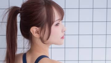 鬼木このは「ぷりんぷりんの競泳水着」