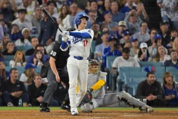 「野球史上最高の試合」１０・１７ドジャース大谷翔平３発目のホームランボールがオークションに！
