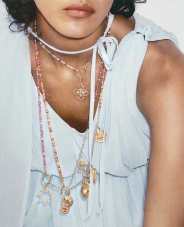 MELLERIO新作コレクション♡タリスマン・メダルで魅せる重ね着け