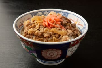 50万円で「吉野家・松屋」の株を買いたい！「株主優待」で考えると、どちらがお得に利用できますか？「優待内容・利回り」を比較