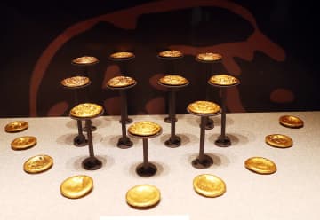 海昏侯墓の貴重な文化財20点余りが初めて北京で展示