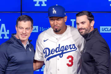 【MLB】最強守護神ディアスのドジャース移籍をアシストしたキケ　「後悔することは絶対にない。ただ……」と“欠点”も伝えていた