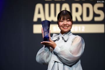 ルーキー・大久保柚季がステップ賞金女王戴冠「最高の一年になりました」【JLPGAアワード受賞者の声】