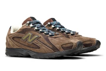 ニューバランス“アウトドアブーツ”風アースカラーのスニーカー、米「バスケットケース」とコラボ