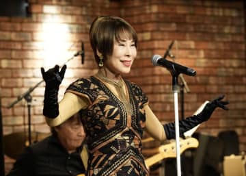 原田悠里がバースデーライブで新曲「運試し」を熱唱「全身全霊で歌って、大ヒットさせたい」