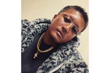 50人の隊員束ねた元暴走族総長、恋愛番組出演し大人気　背中に強烈タトゥー「この世代の真の男」