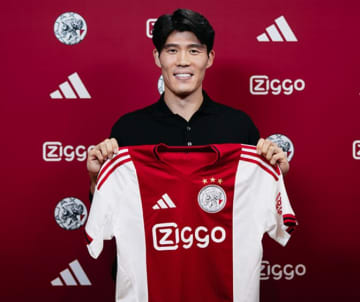 アヤックス加入決定、日本代表DF冨安健洋の目標はただ一つ「タイトルを獲りたい」。板倉滉の存在については…