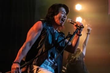 クォン・サンウ、ロン毛姿を披露！映画「ハートマン」スチールカットを公開