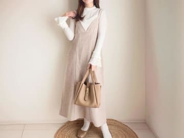 あると心強い“この1枚”！【しまむら】着回し力抜群な「レーストップス」で作る「上品コーデ」