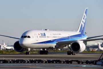 アメックス、ANAマイルへのポイント移行を無制限に　期間限定で