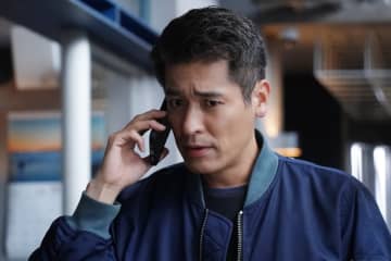 生きて帰ると誓い黒木（柿澤勇人）の捜索に向かった碇（佐藤隆太） 荒れた海に落下し絶体絶命＜『新東京水上警察』最終話完全版＞