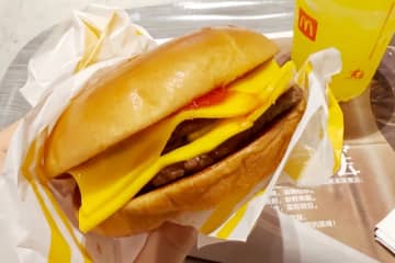 中国で貧乏人セットの値上げに悲鳴「終わった」「もう貧乏人とは関係ない値段」