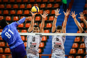 大阪Ｂが欧州王者のペルージャに粘りを見せるもフルセットで敗戦…【世界クラブ選手権】