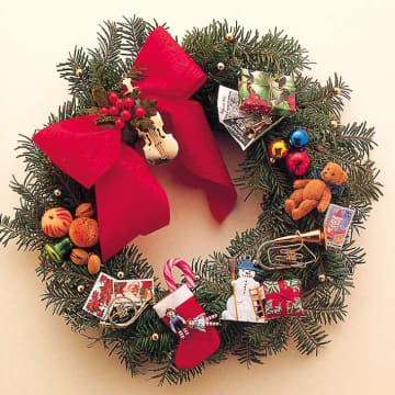 これぞクリスマス・スタンダード名曲選！ユーミン、サザン、松田聖子、杉山清貴、山下達郎…　 80年代に生まれた珠玉のクリスマスソングを大特集！