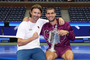 世界1位のアルカラスとコーチのフェレーロ氏が7年の歴史に終止符。「子どもの頃の夢を現実にしてくれた男」に感謝