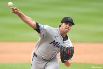 広島、新外国人・ターノックの背番号は『42』過去にはバリントン、ジョンソンらが背負う