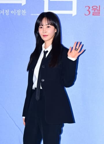 少女時代・ユリの知人を装った“なりすまし犯”に罰金刑が確定「今後も最善を尽くす」