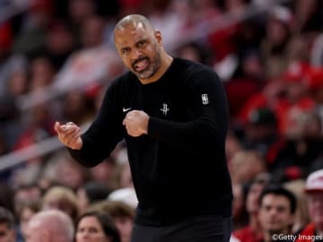 ナゲッツ戦で惜敗したロケッツ…審判を批判したイーメイ・ユドカHCへ約387万円の罰金処分