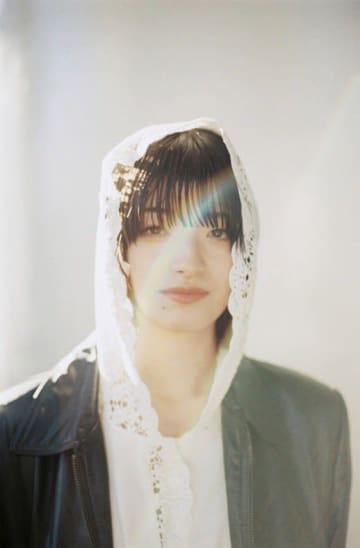 名誉伝説のボーカルも務める、シンガーソングライターの"こたに"、クラムボン・ミトをアレンジャーに迎えた新曲「渦」をデジタルリリース＆ミュージックビデオを公開