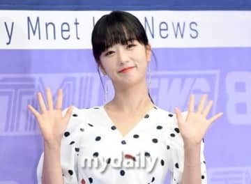 Apink ユン・ボミ、結婚を直筆手紙で報告「長い間一緒にいてくれた人…より堅実に生きていく」